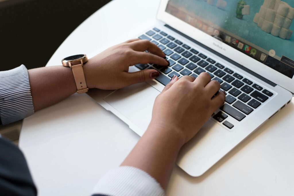 A professional individual typing away on a computer. Our continuing education for therapists can be done online at your convenience. Learn more here!